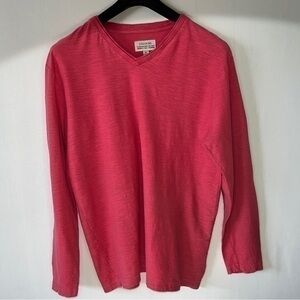 Alexander Julian Colours Top X-large Pink Long Sleeve V neck Tee.